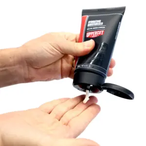 Alternative view of CREMA HIDRATANTE UPPERCUT DELUXE - 120 mL